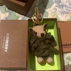 NWT Burberry Bear Olive Trench Keychain